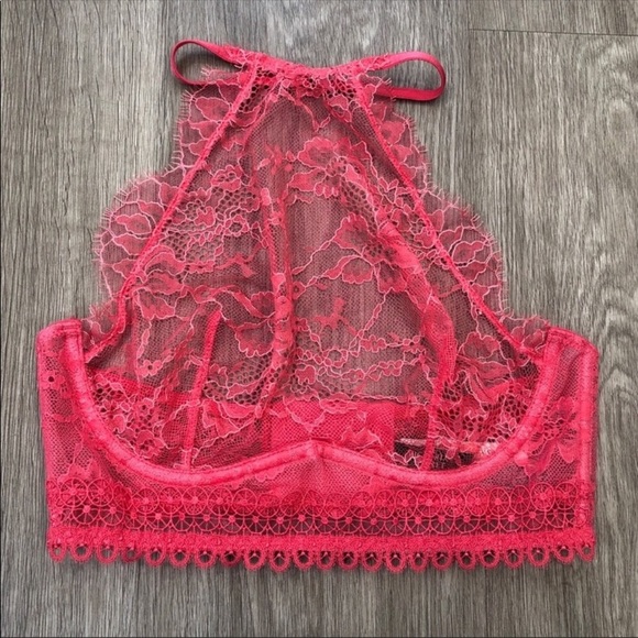 Victoria's Secret Other - Victoria’s Secret very sexy bra high halter neck